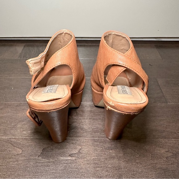 Steve Madden Gabby Wedges - Picture 2 of 7